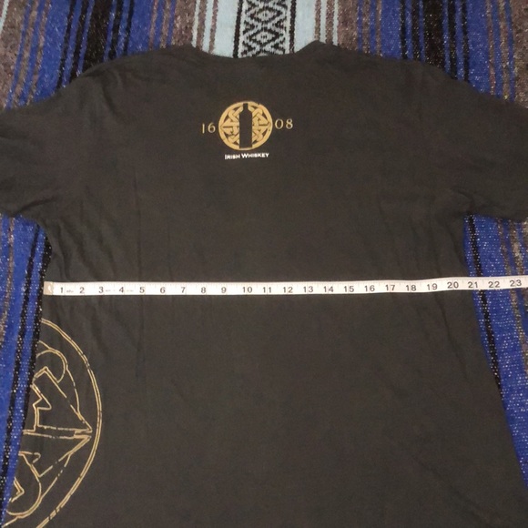 Bushmills Irish Whiskey Tee Shirt - Picture 11 of 12